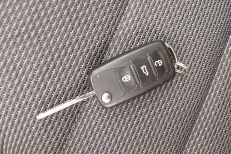 Used Volkswagen Bora 2018 1.5L Automatic Fashion Model Vehicle Key