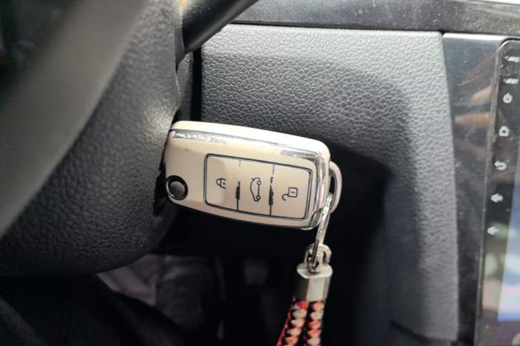Used Volkswagen Bora 2018 1.5L Automatic Comfort Model Vehicle Key