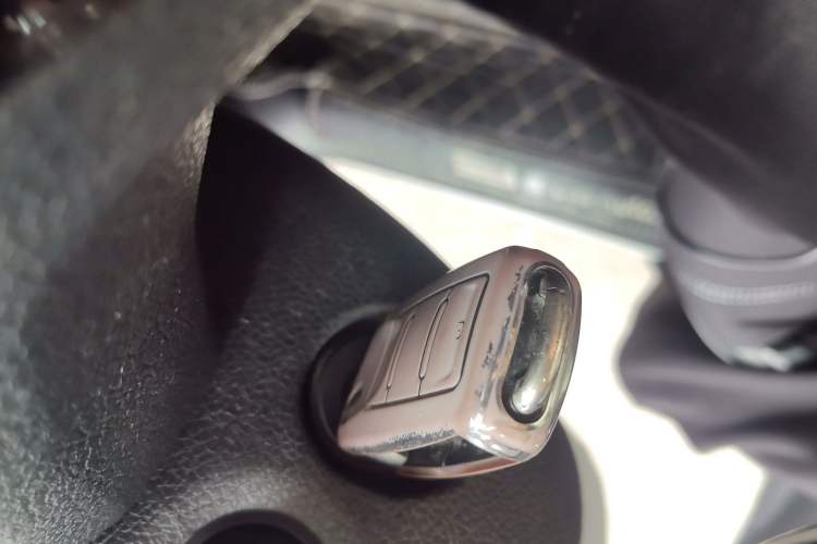 Used Volkswagen Bora 2018 1.5L Automatic Fashion Model Vehicle Key