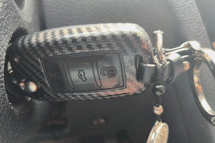Used Volkswagen Bora 2018 1.5L Automatic Fashion Model Vehicle Key