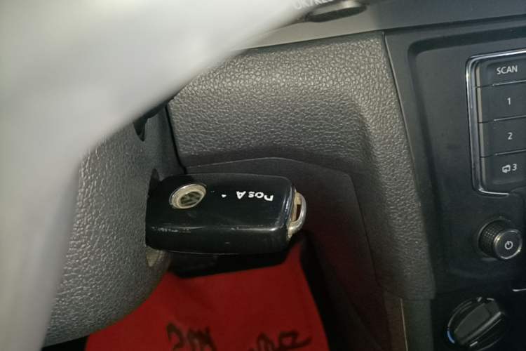 Used Volkswagen Bora 2018 1.5L Automatic Fashion Model Vehicle Key