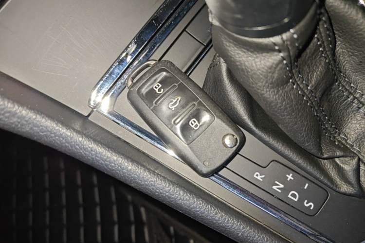 Used Volkswagen Bora 2018 1.5L Automatic Fashion Model Vehicle Key