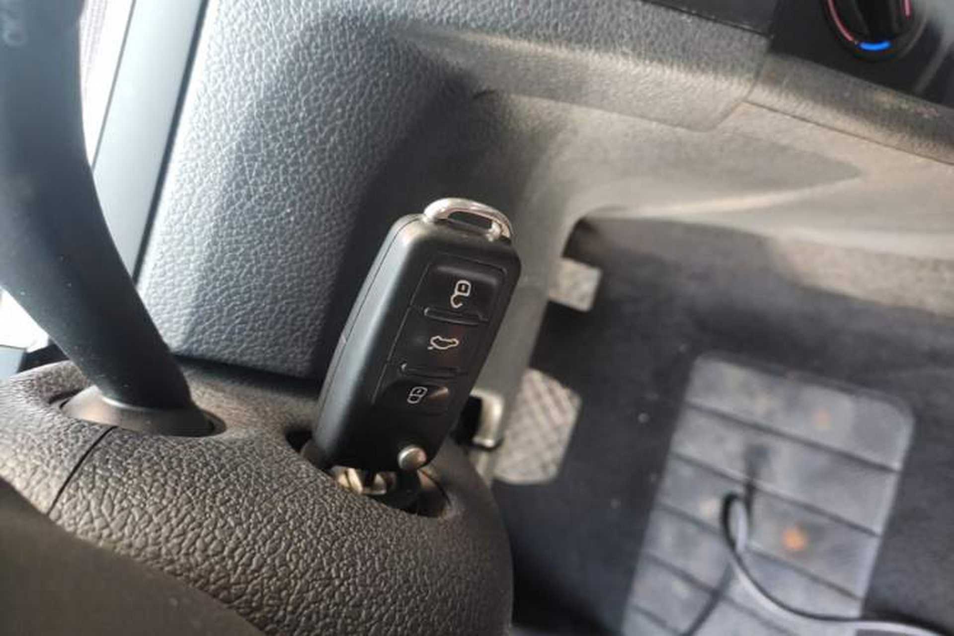 Used Volkswagen Bora 2018 1.5L Automatic Fashion Model Vehicle Key
