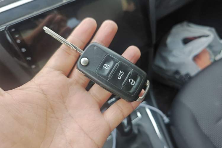 Used Volkswagen Bora 2018 1.5L Automatic Fashion Model Vehicle Key