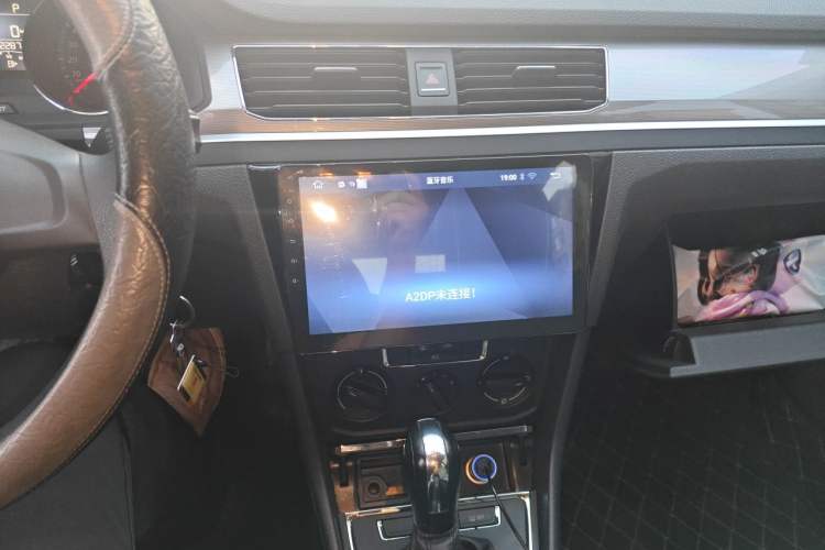 Used Volkswagen Bora 2018 1.5L Automatic Fashion Model Audio And AC Panel