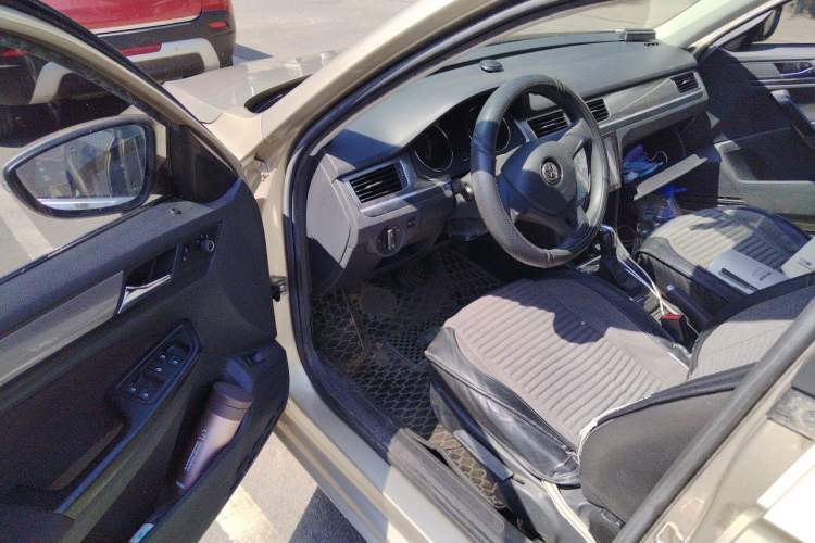 Used Volkswagen Bora 2018 1.5L Automatic Fashion Model Driver Seat