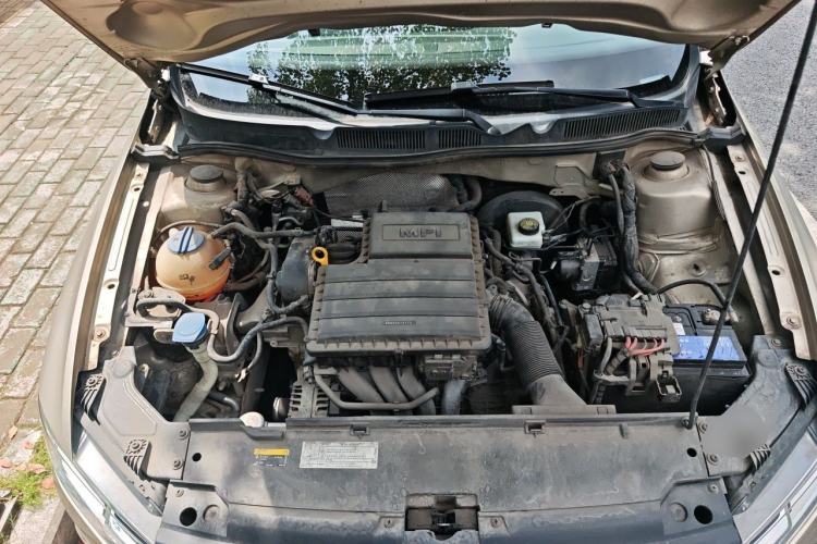 Used Volkswagen Bora 2018 1.5L Automatic Fashion Model Engine Bay