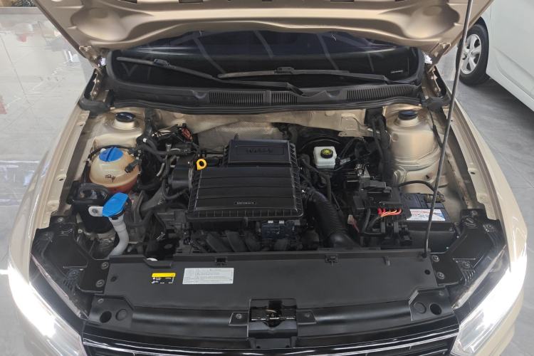 Used Volkswagen Bora 2018 1.5L Manual Comfort Model Engine Bay