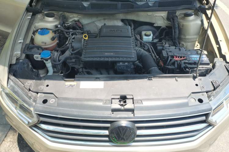 Used Volkswagen Bora 2018 1.5L Automatic Fashion Model Engine Bay