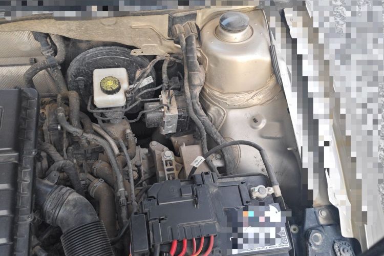 Used Volkswagen Bora 2018 1.5L Automatic Fashion Model Engine Bay Left