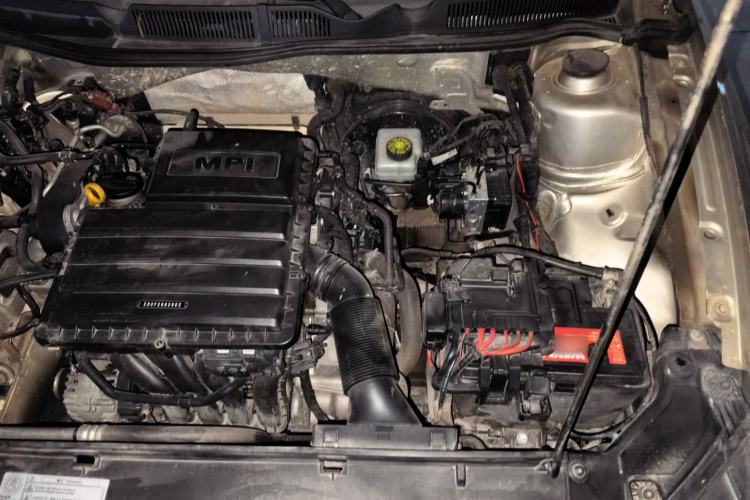 Used Volkswagen Bora 2018 1.5L Manual Fashion Model Engine Bay Left