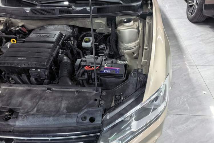 Used Volkswagen Bora 2018 1.5L Automatic Comfort Model Engine Bay Left