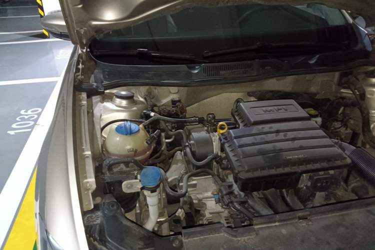 Used Volkswagen Bora 2018 1.5L Automatic Fashion Model Engine Bay Right