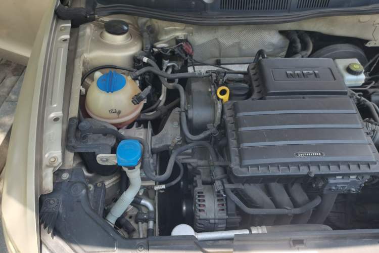 Used Volkswagen Bora 2018 1.5L Automatic Fashion Model Engine Bay Right