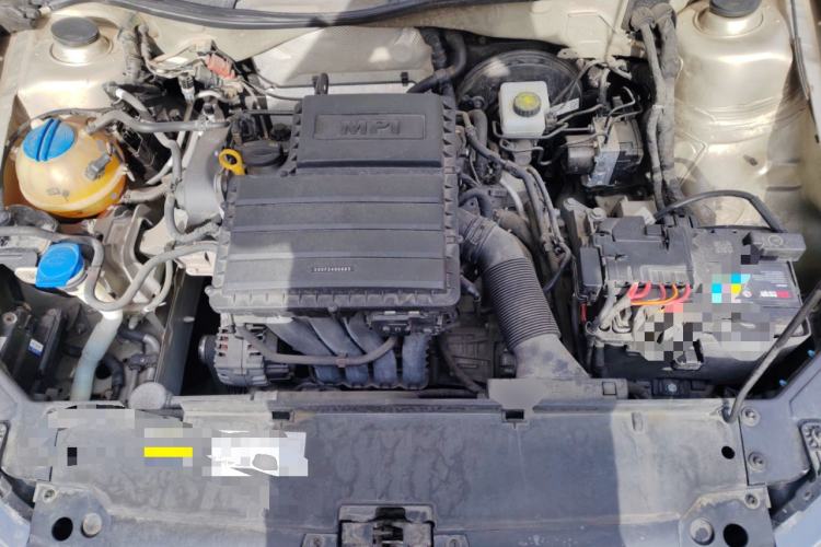 Used Volkswagen Bora 2018 1.5L Automatic Fashion Model Engine Bay