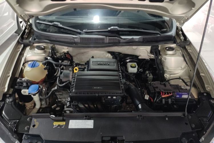 Used Volkswagen Bora 2018 1.5L Automatic Fashion Model Engine Bay