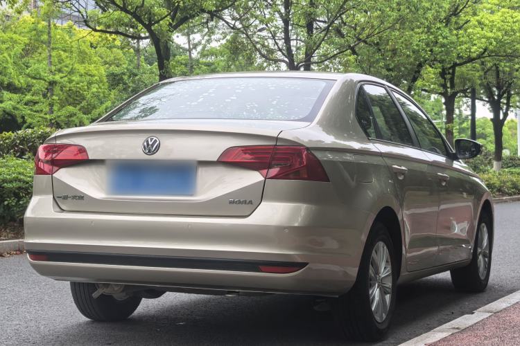 Used Volkswagen Bora 2018 1.5L Automatic Fashion Model Exterior 3