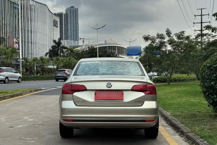 Used Volkswagen Bora 2018 1.5L Automatic Comfort Model Exterior 3