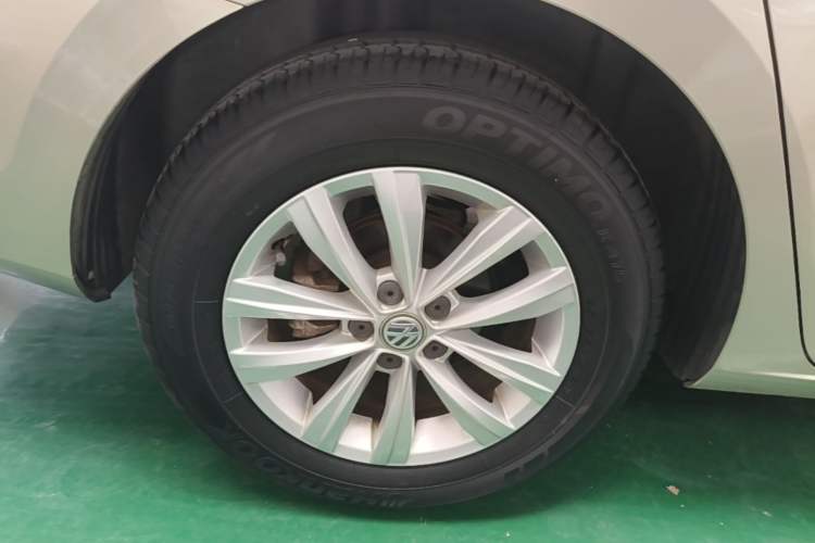 Used Volkswagen Bora 2018 1.5L Automatic Fashion Model Exterior 5