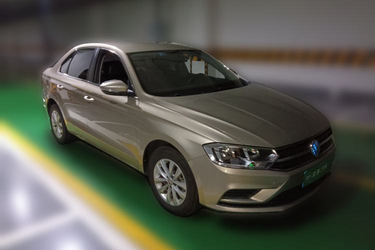 Used Volkswagen Bora 2018 1.5L Automatic Fashion Model Front Right 45 Deg