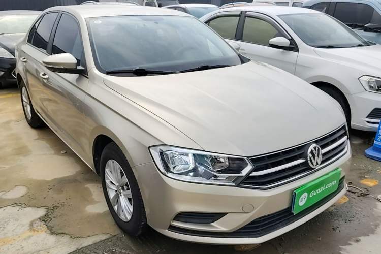 Used Volkswagen Bora 2018 1.5L Automatic Fashion Model Front Right 45 Deg