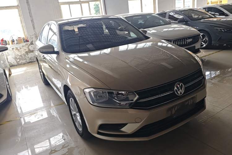 Used Volkswagen Bora 2018 1.5L Automatic Fashion Model Front Right 45 Deg