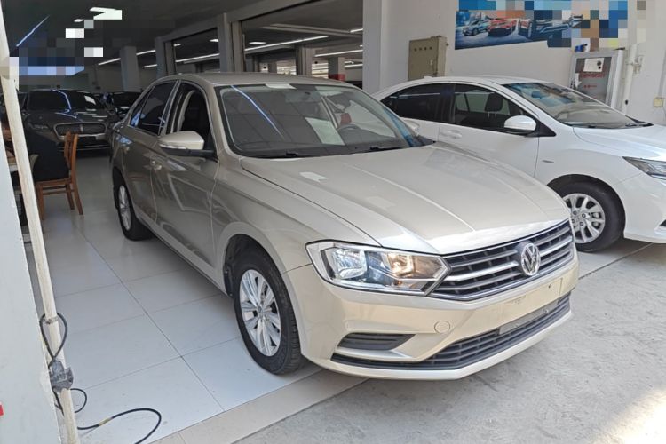 Used Volkswagen Bora 2018 1.5L Automatic Fashion Model Front Right 45 Deg