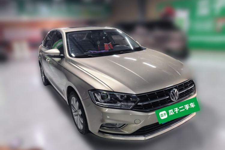 Used Volkswagen Bora 2018 1.5L Automatic Comfort Model Front Right 45 Deg