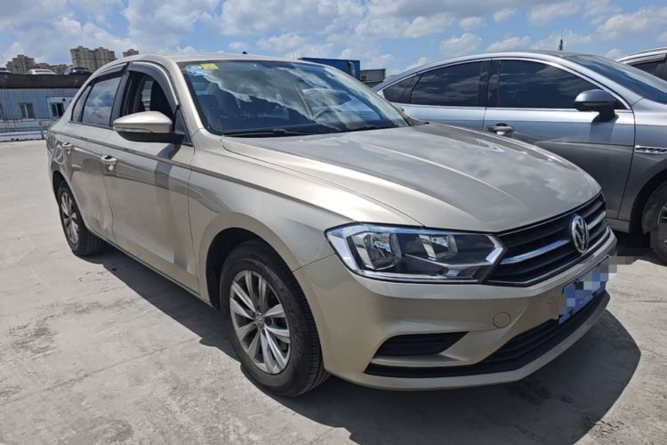 Used Volkswagen Bora 2018 1.5L Manual Fashion Model Front Right 45 Deg