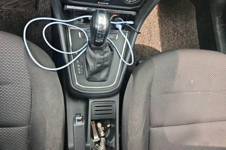 Used Volkswagen Bora 2018 1.5L Automatic Fashion Model Gear Lever