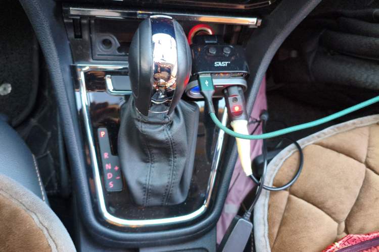 Used Volkswagen Bora 2018 1.5L Automatic Comfort Model Gear Lever