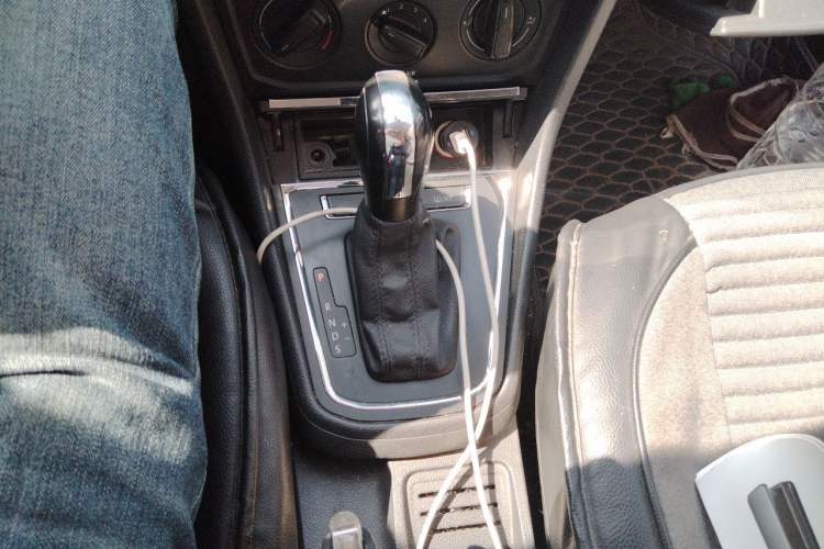 Used Volkswagen Bora 2018 1.5L Automatic Fashion Model Gear Lever