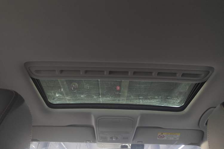 Used Volkswagen Bora 2018 1.5L Manual Comfort Model Headliner
