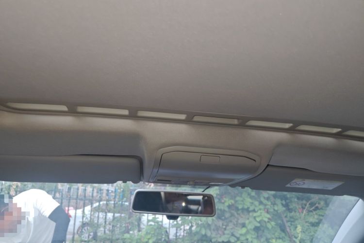 Used Volkswagen Bora 2018 1.5L Automatic Comfort Model Headliner