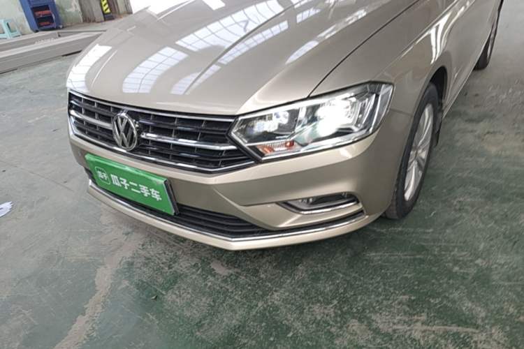 Used Volkswagen Bora 2018 1.5L Automatic Comfort Model Left Front Headlight