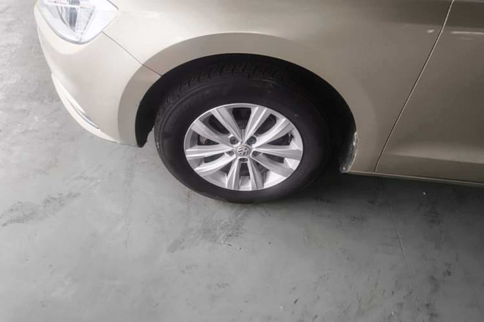 Used Volkswagen Bora 2018 1.5L Automatic Fashion Model Left Front Wheel Hub