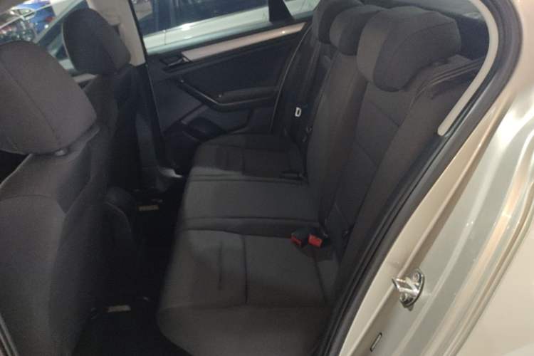 Used Volkswagen Bora 2018 1.5L Automatic Fashion Model Left Rear Seat