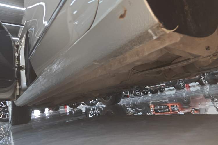 Used Volkswagen Bora 2018 1.5L Manual Comfort Model Left Side Sill