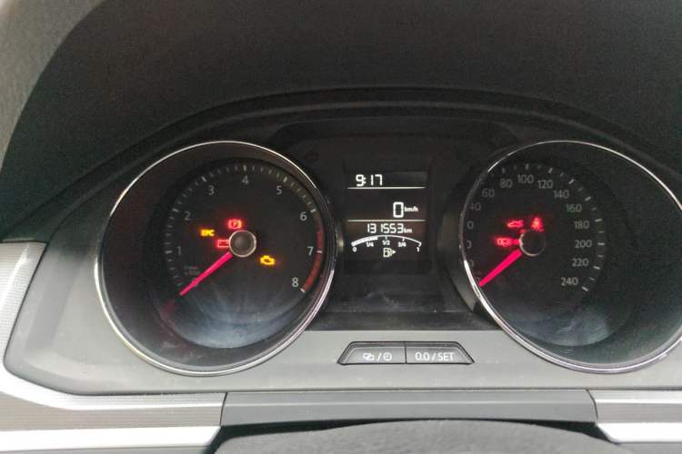 Used Volkswagen Bora 2018 1.5L Manual Fashion Model Odometer Close Up