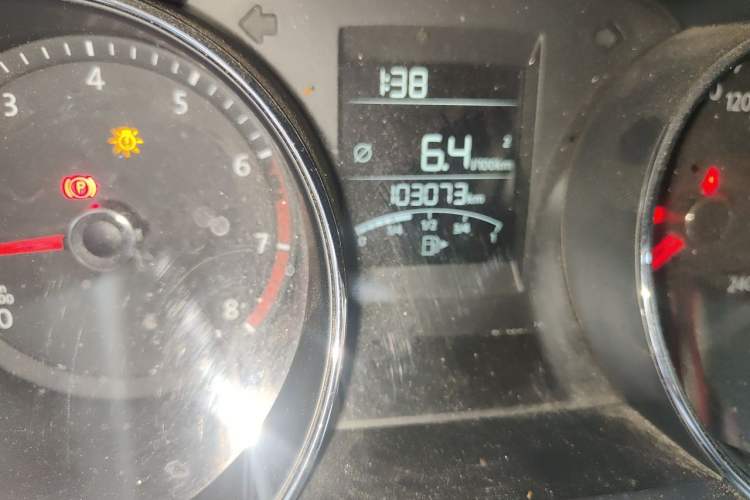 Used Volkswagen Bora 2018 1.5L Manual Fashion Model Odometer Close Up