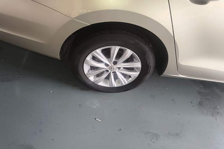 Used Volkswagen Bora 2018 1.5L Automatic Fashion Model Right Rear Wheel Hub