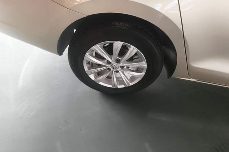 Used Volkswagen Bora 2018 1.5L Automatic Fashion Model Right Rear Wheel Hub