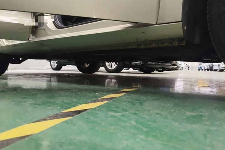 Used Volkswagen Bora 2018 1.5L Automatic Fashion Model Right Side Sill