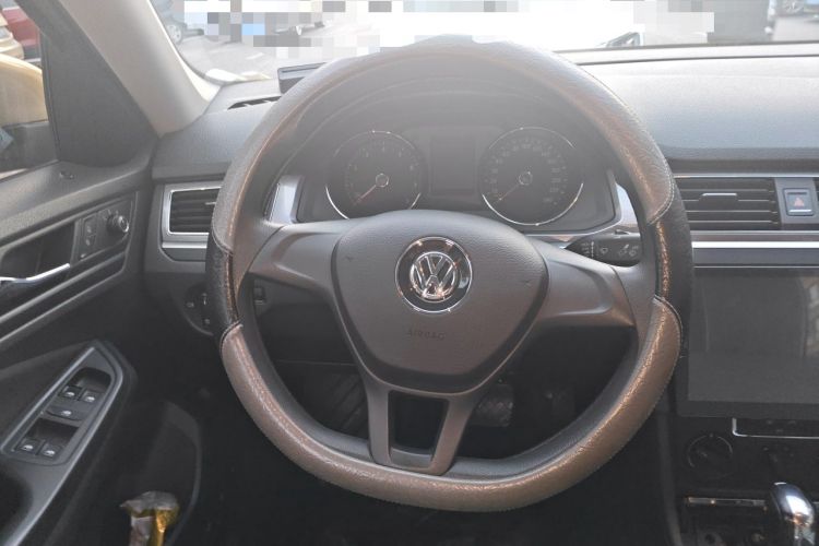 Used Volkswagen Bora 2018 1.5L Automatic Fashion Model Steering Wheel