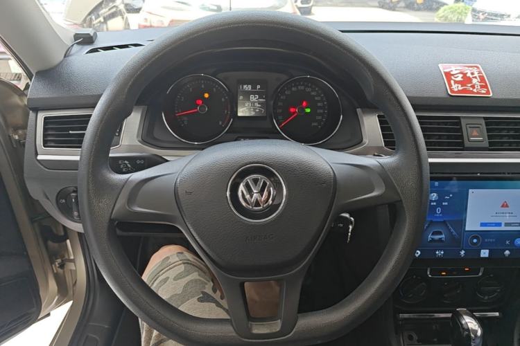 Used Volkswagen Bora 2018 1.5L Automatic Fashion Model Steering Wheel