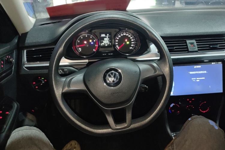 Used Volkswagen Bora 2018 1.5L Automatic Fashion Model Steering Wheel