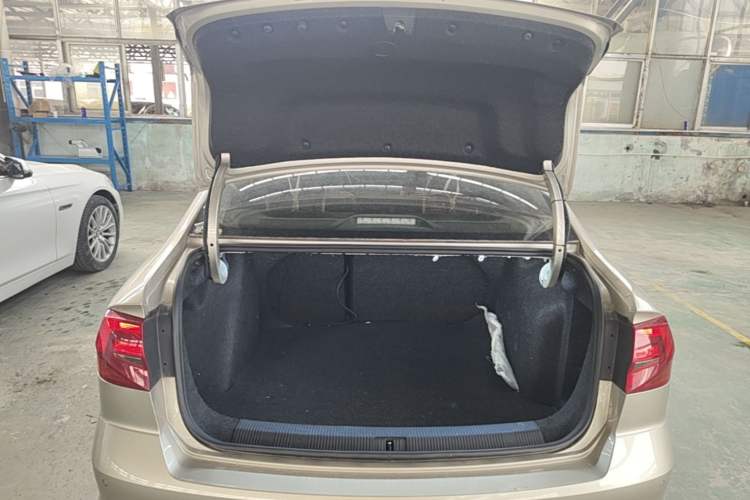 Used Volkswagen Bora 2018 1.5L Automatic Comfort Model Trunk
