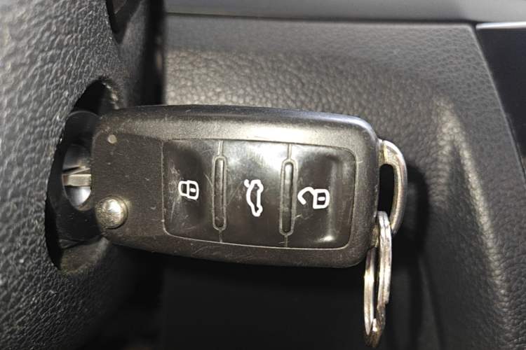 Used Volkswagen Bora 2018 1.5L Automatic Fashion Model Vehicle Key