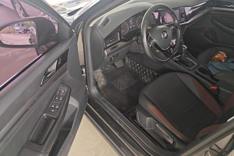 Used Volkswagen Bora 2019 1.5L Automatic Comfort Model Driver Seat