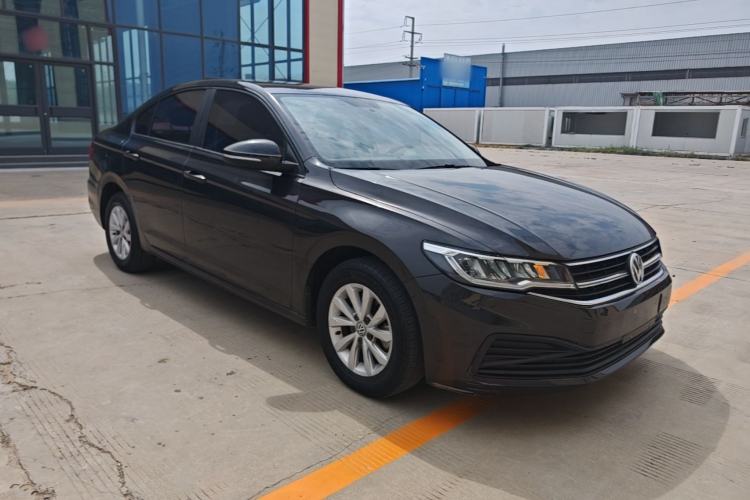 Used Volkswagen Bora 2019 1.5L Manual Fashion Edition Front Right 45 Deg